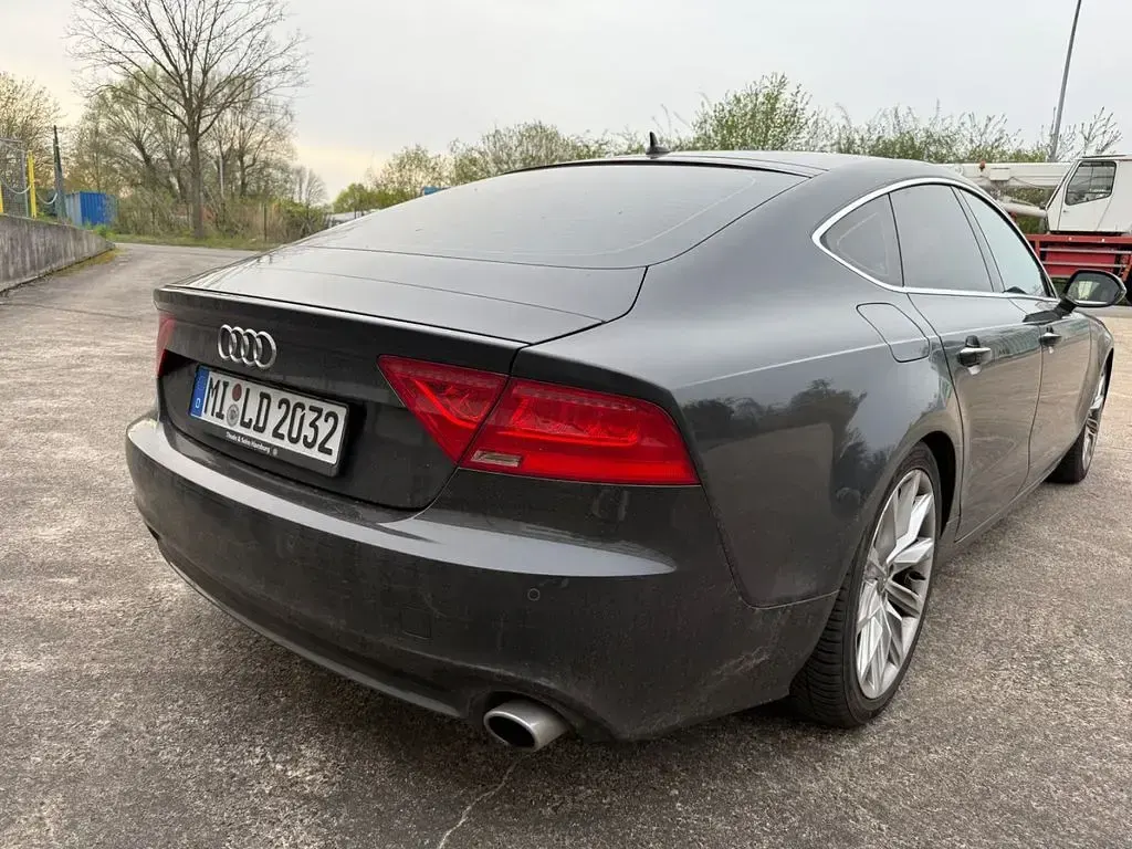 Gebraucht Audi A7 Sportback 313 PS (230 kW) 2013 Grau Kleinwagen