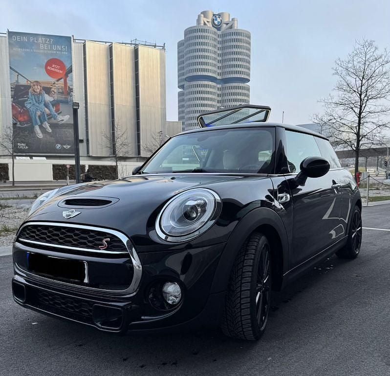 Schwarz Gebraucht 2018 Mini Cooper S Kleinwagen | 17.400 € (Superpreis) - Bild 1/4