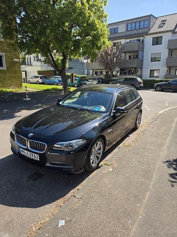 Second-hand BMW 525 218 CP (160 kW) 2014 Negru Break