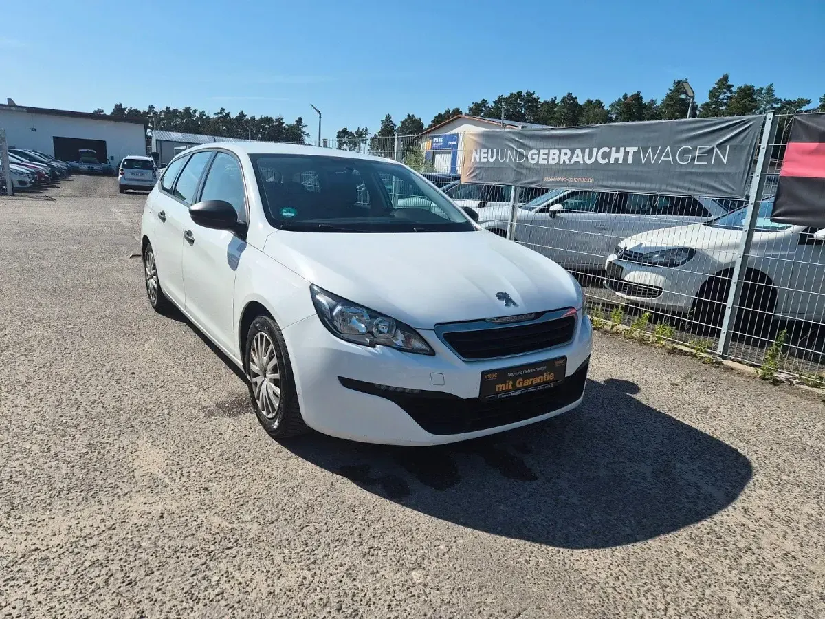 Gebraucht Peugeot 308 SW Access 110 PS (80 kW) 2016 Weiß Kombi
