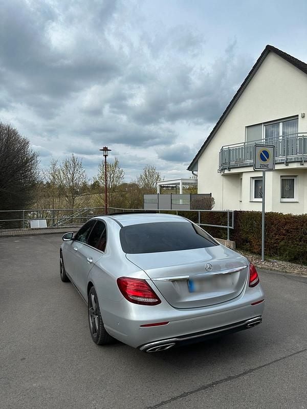 Second-hand Mercedes E400 333 CP (244 kW) 2016 Berlinǎ