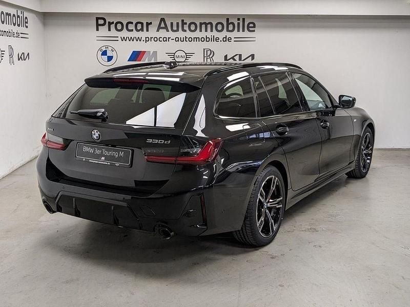 Neu BMW 330 M Sport 286 PS (210 kW) 2025 Grau Kombi