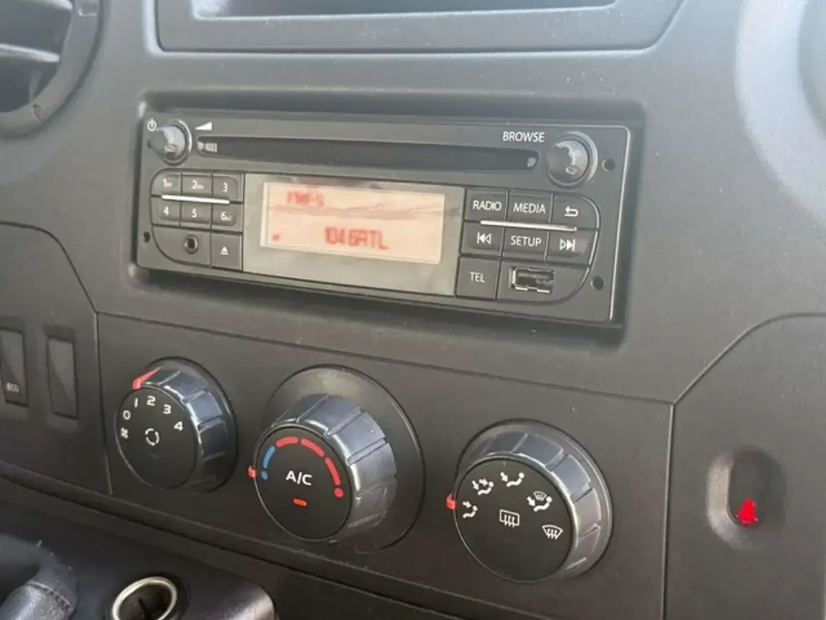 Gebraucht Renault Master 131 PS (96 kW) 2017 Weiß Van