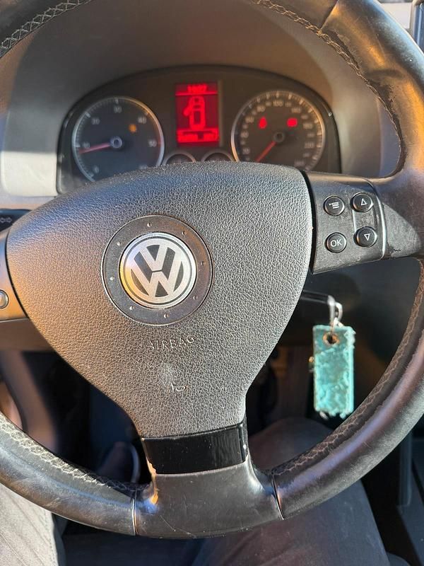 Gebraucht VW Touran 105 PS (77 kW) 2010 Silber Van / Kleinbus