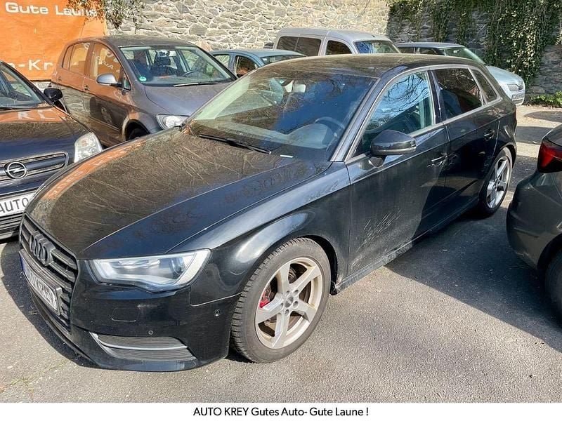 Gebraucht Audi A3 Attraction 110 PS (80 kW) 2016 Schwarz Limousine