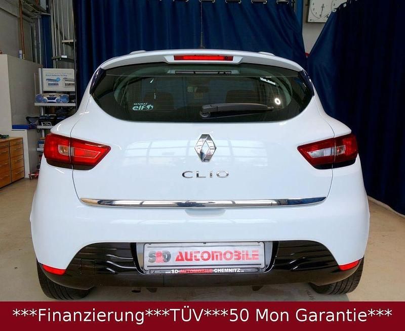 Gebraucht Renault Clio IV LIMITED 73 PS (53 kW) 2016 Weiß Limousine
