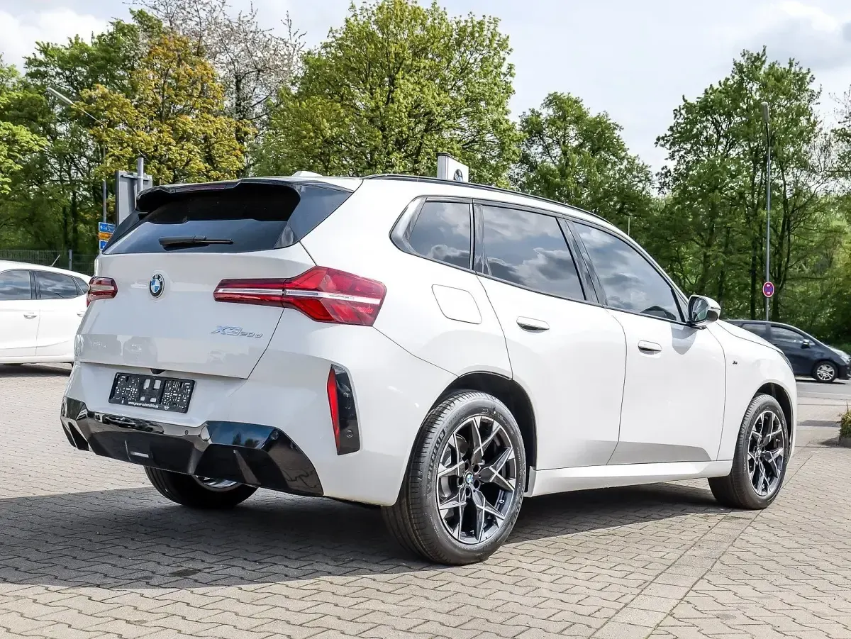 Neu BMW X3 M Sport 197 PS (144 kW) 2026 Weiß SUV