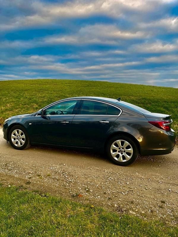 Gebraucht Opel Insignia 194 PS (142 kW) 2014 Grau Limousine