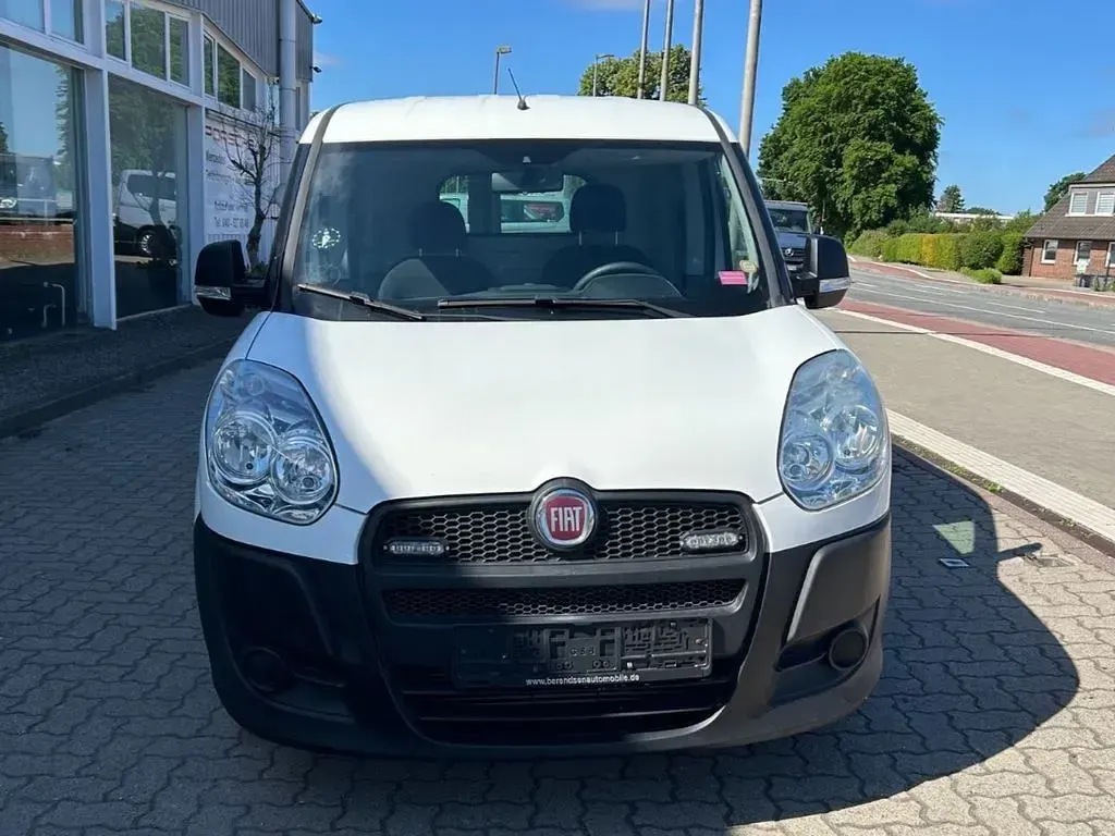 Gebraucht Fiat Doblò 90 PS (66 kW) 2013 Weiß Van / Kleinbus
