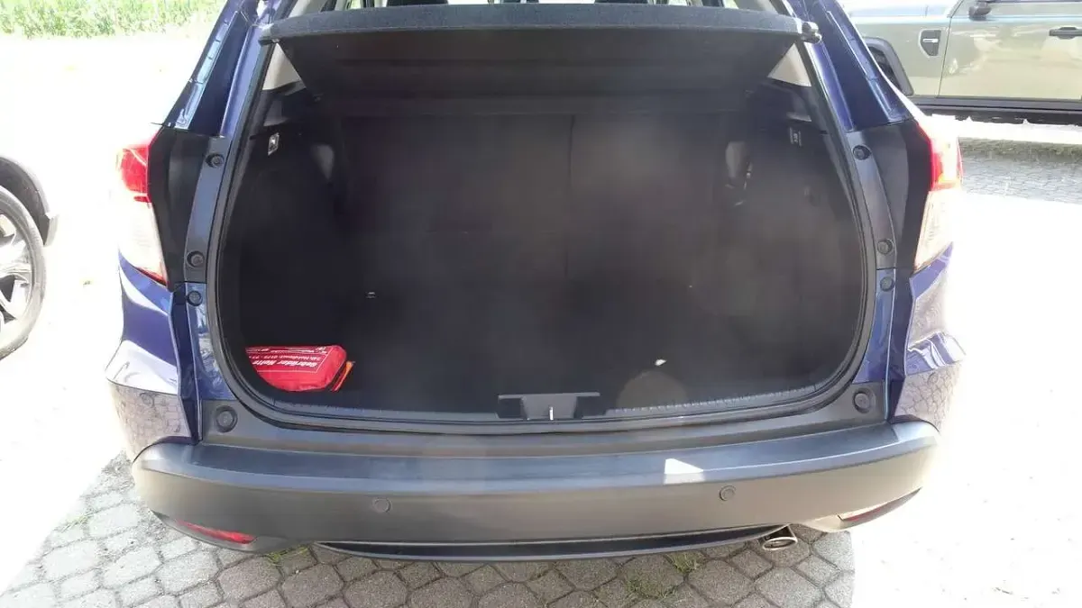 Gebraucht Honda HR-V Elegance 120 PS (88 kW) 2015 Morpho blue p. SUV