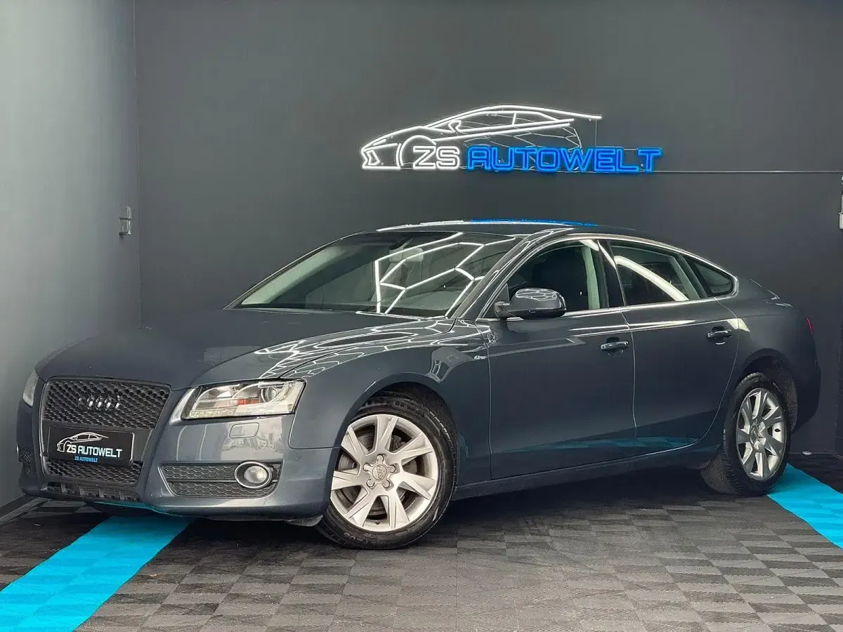 Gebraucht Audi A5 Sportback Sport 179 PS (131 kW) 2010 Grau Kleinwagen