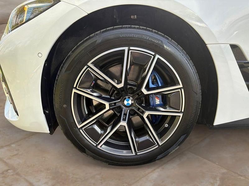 Gebraucht BMW i4 M Sport 250 kW (340 PS) 2025 Weiß Limousine