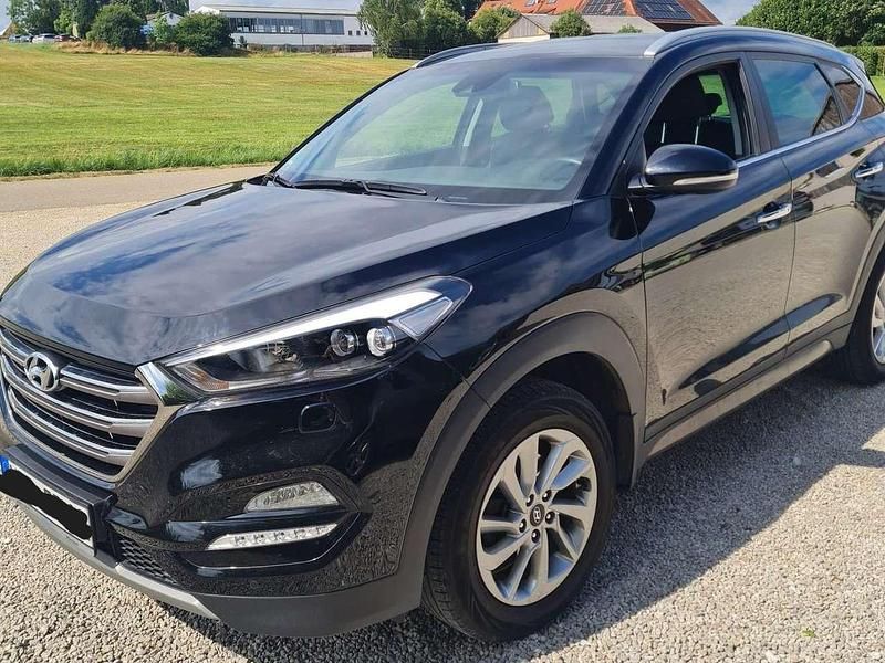 Schwarz Gebraucht 2018 Hyundai Tucson Passion SUV | 14.777 € (Guter Preis) - Bild 1/4