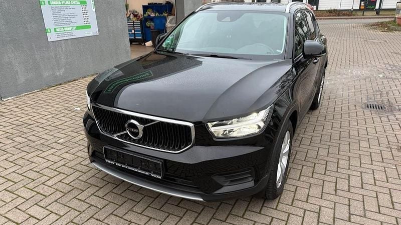 Schwarz Gebraucht 2020 Volvo XC40 R-Design SUV | 18.500 € (Superpreis) - Bild 1/4