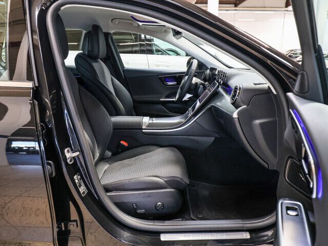 Gebraucht Mercedes C220 Advanced 197 PS (144 kW) 2024 Schwarz / obsidianschwarz Kombi