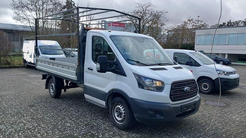 Gebraucht Ford Transit 105 PS (77 kW) 2019 Weiß Van / Kleinbus