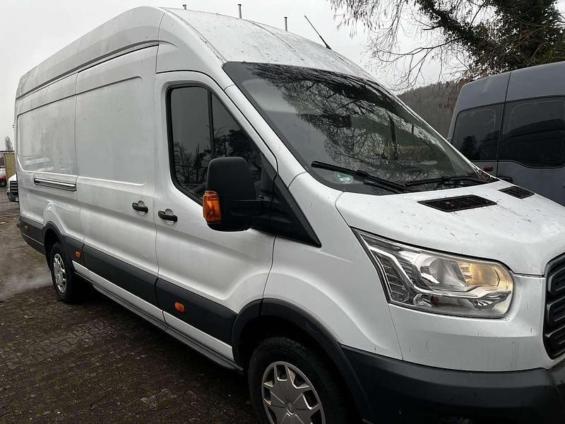 Gebraucht Ford Transit 184 PS (135 kW) 2016 Weiß Van / Kleinbus