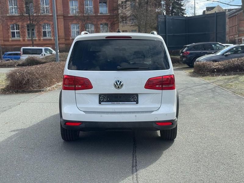 Gebraucht VW Touran Cross 140 PS (102 kW) 2011 Weiß Van / Kleinbus