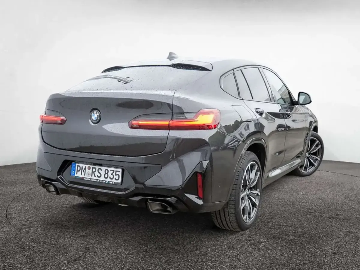 Gebraucht BMW X4 M Sport 286 PS (210 kW) 2023 Grau SUV