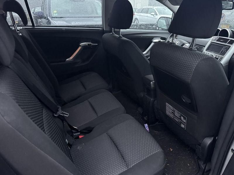 Gebraucht Toyota Verso 177 PS (130 kW) 2011 Grau Van / Kleinbus