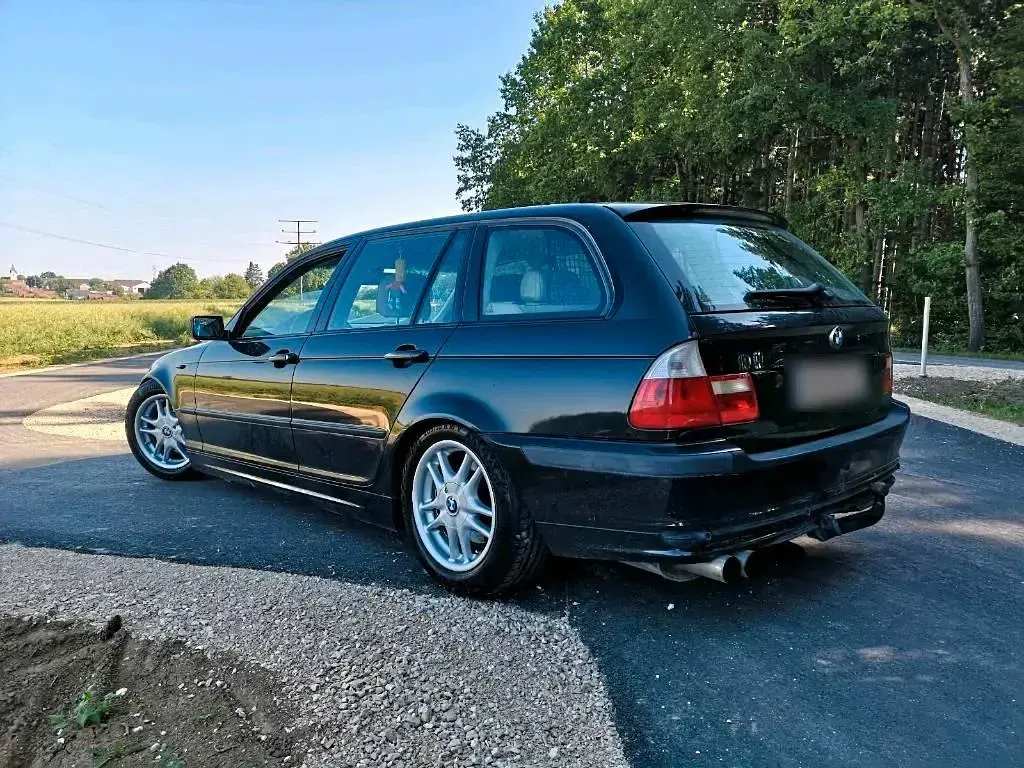 Gebraucht BMW 320 Shadowline 170 PS (125 kW) 2001 Schwarz Kombi