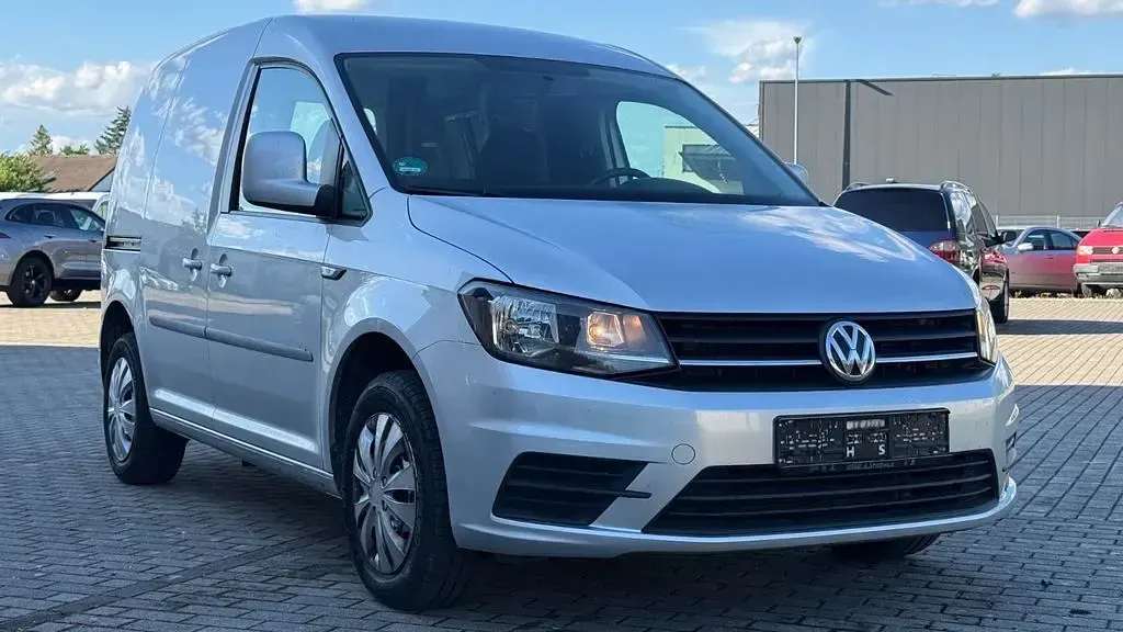 Gebraucht VW Caddy 102 PS (75 kW) 2017 Silber Van / Kleinbus