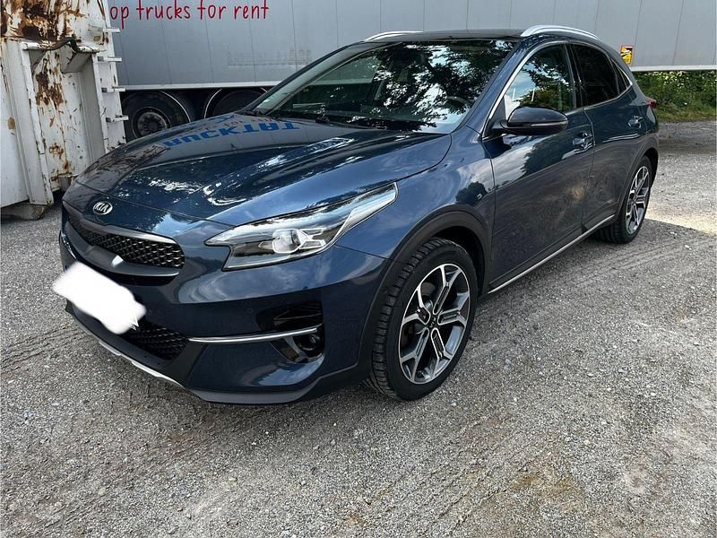 Blau Gebraucht 2020 Kia XCeed 4 SUV | 15.000 € (Fairer Preis) - Bild 1/4
