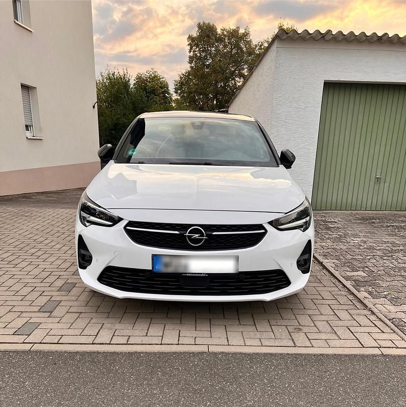 Weiß Gebraucht 2022 Opel Corsa Kleinwagen | 16.700 € (Fairer Preis) - Bild 1/4