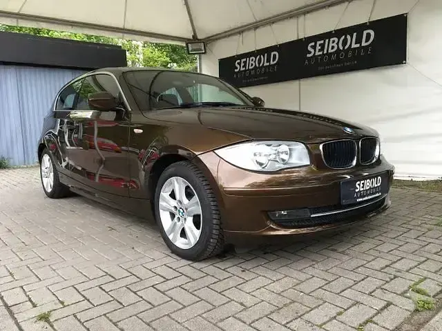 Gebraucht BMW 116 Advantage 122 PS (89 kW) 2010 Braun Kleinwagen