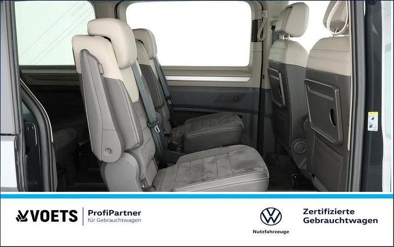 Gebraucht VW Multivan Life 150 PS (110 kW) 2025 Grau Van