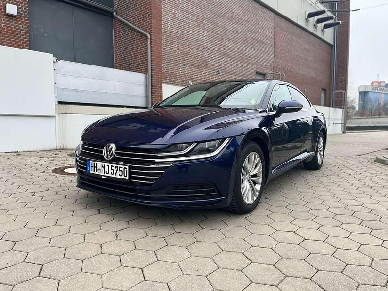 Gebraucht VW Arteon 150 PS (110 kW) 2018 Blau Kleinwagen