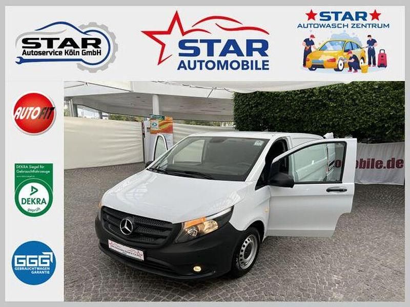 Arktikweiss Gebraucht 2020 Mercedes Vito Van / Kleinbus | 18.490 € (Guter Preis) - Bild 1/4