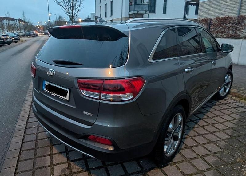 Gebraucht Kia Sorento Spirit 200 PS (147 kW) 2015 Grau SUV