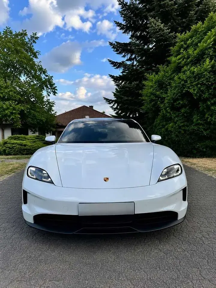 Gebraucht Porsche Taycan 4 300 kW (408 PS) 2026 Limousine