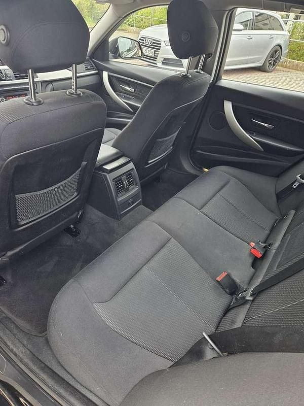 Gebraucht BMW 316 116 PS (85 kW) 2015 Schwarz Kombi