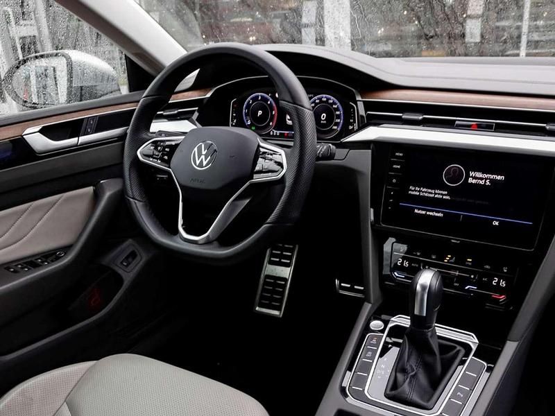 Gebraucht VW Arteon Elegance 200 PS (147 kW) 2023 Eisvogelblau metallic (metallic) Kombi