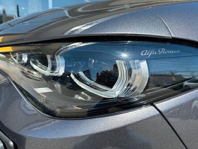 Gebraucht 2024 Alfa Romeo Giulia Premium Limousine | 35.750 € (Fairer Preis) - Bild 1/4