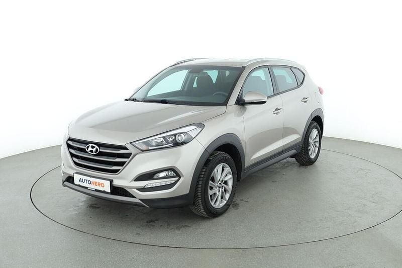 Beige Gebraucht 2016 Hyundai Tucson Trend SUV | 15.590 € (Fairer Preis) - Bild 1/3