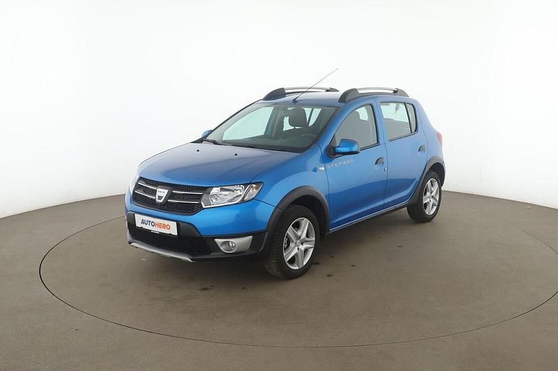Gebraucht Dacia Sandero Prestige 90 PS (66 kW) 2015 Blau Kleinwagen