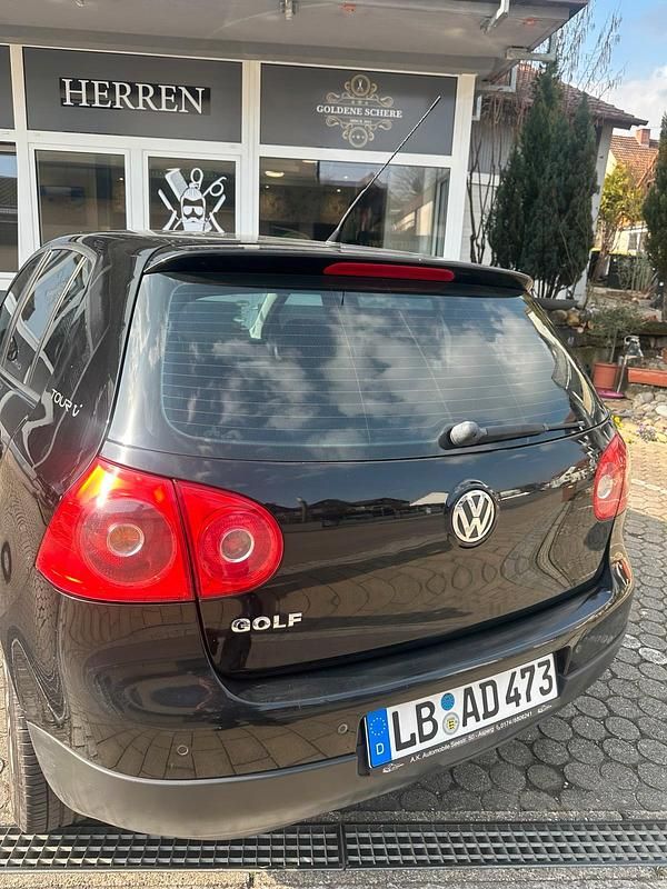 Gebraucht VW Golf V 106 PS (77 kW) 2007 Schwarz Limousine