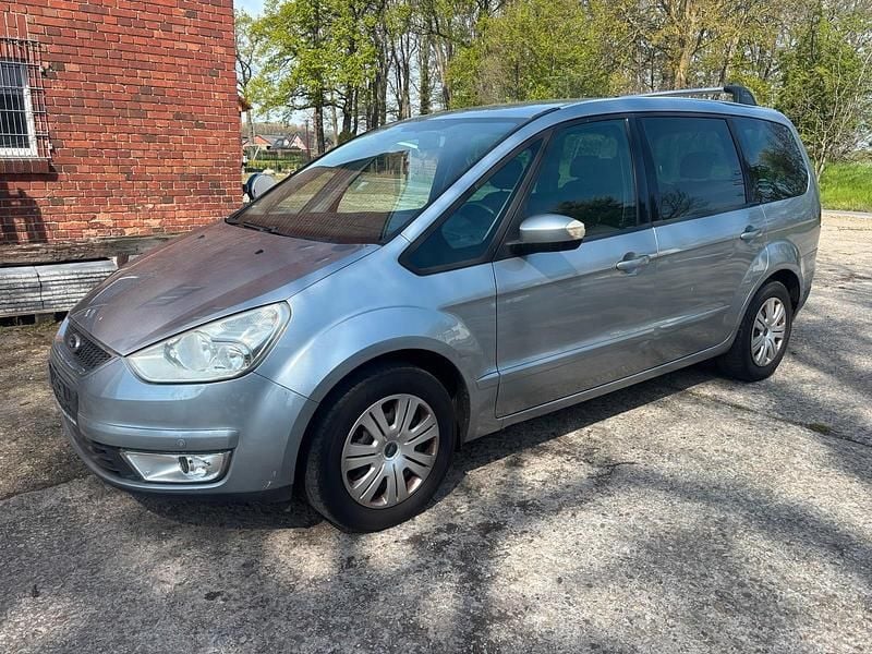 Gebraucht Ford Galaxy 145 PS (106 kW) 2008 Silber Van / Kleinbus