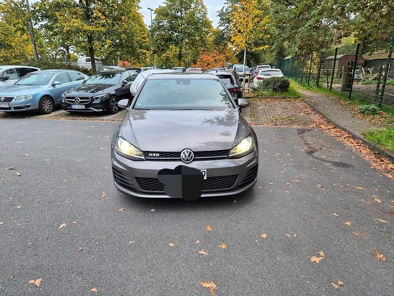 Grau Gebraucht 2014 VW Golf VII GTD Limousine | 11.500 € (Guter Preis) - Bild 1/4