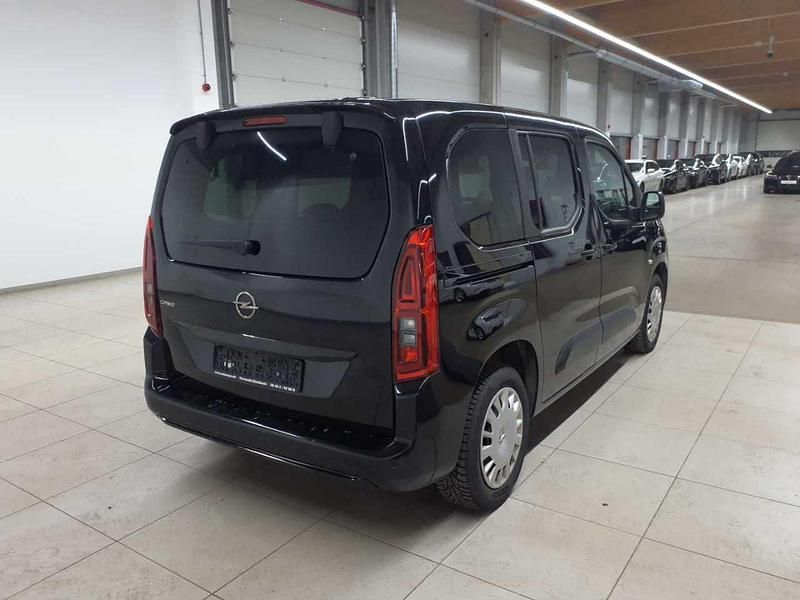 Gebraucht Opel Combo Life Elegance 131 PS (96 kW) 2023 Karbon schwarz metallic Van / Kleinbus