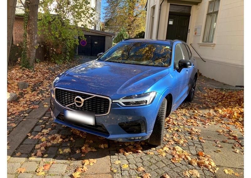 Blau Gebraucht 2020 Volvo XC60 R-Design SUV | 24.500 € (Superpreis) - Bild 1/4