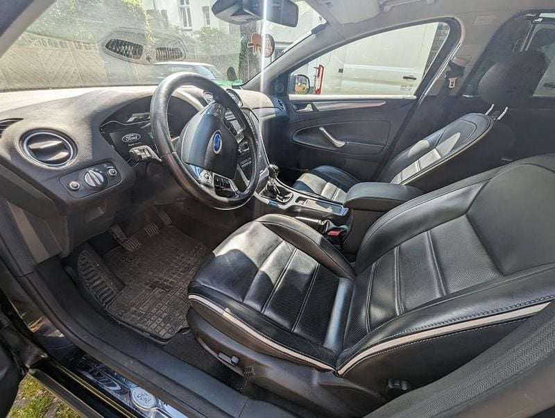 Schwarz Gebraucht 2011 Ford Mondeo Titanium S Limousine | 6.900 € (Fairer Preis) - Bild 1/4