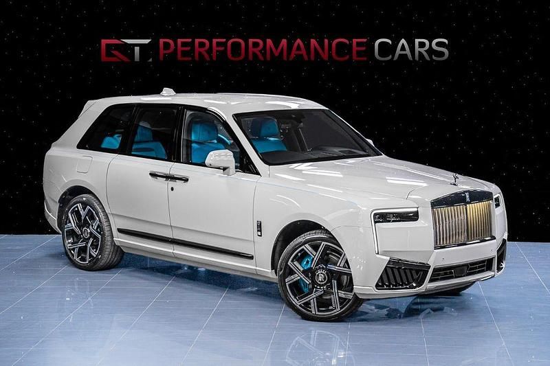 Neu Rolls Royce Cullinan 544 PS (400 kW) 2026 Grau SUV