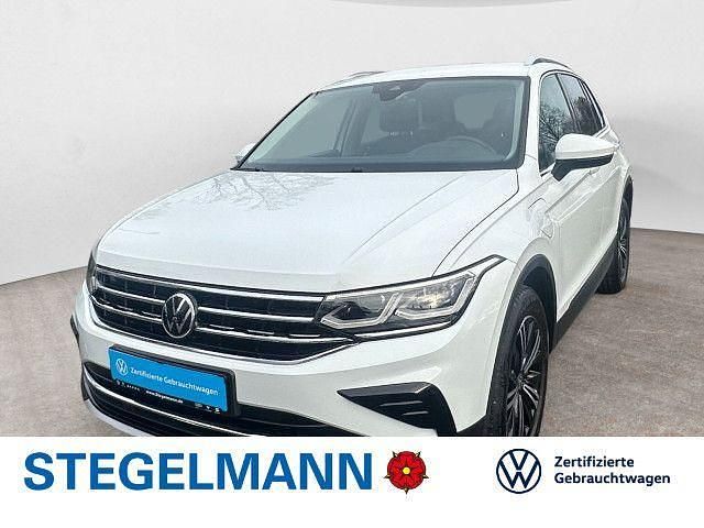 Pure white Gebraucht 2021 VW Tiguan Elegance SUV | 26.890 € (Superpreis) - Bild 1/4