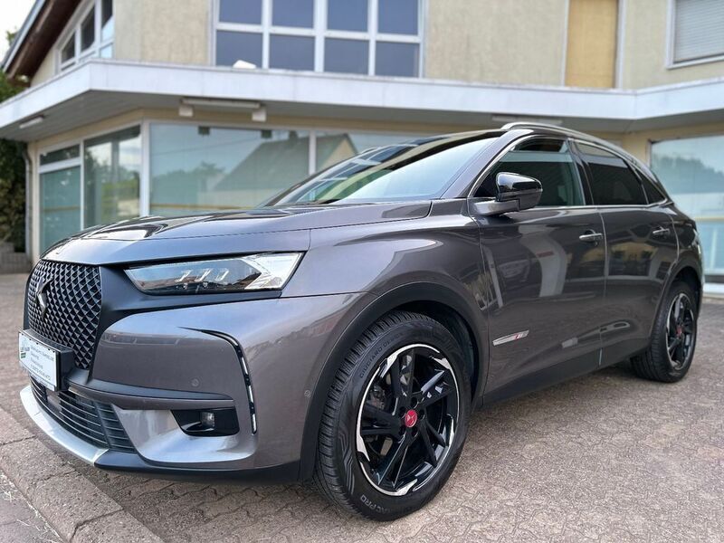 Grau Gebraucht 2018 DS Automobiles DS7 Crossback Performance SUV | 24.000 € (Etwas zu teuer) - Bild 1/4