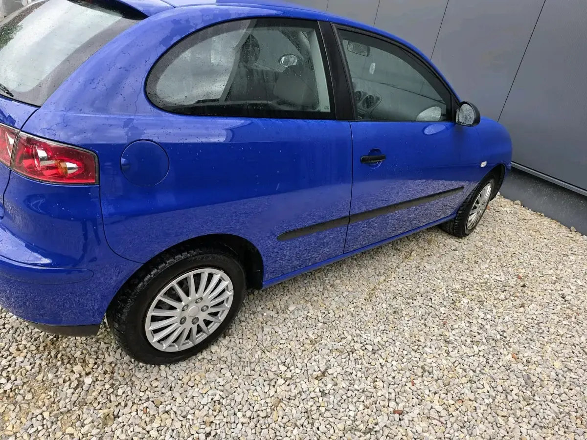 Gebraucht Seat Ibiza 75 PS (55 kW) 2004 Blau Kleinwagen