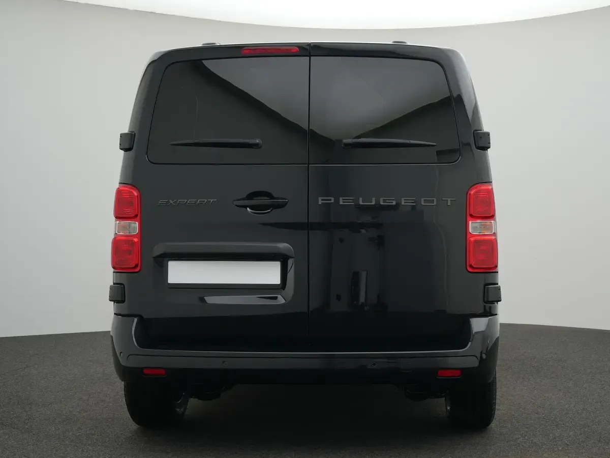 Neu Peugeot Expert 144 PS (105 kW) 2025 Perlaneraschwarz Van